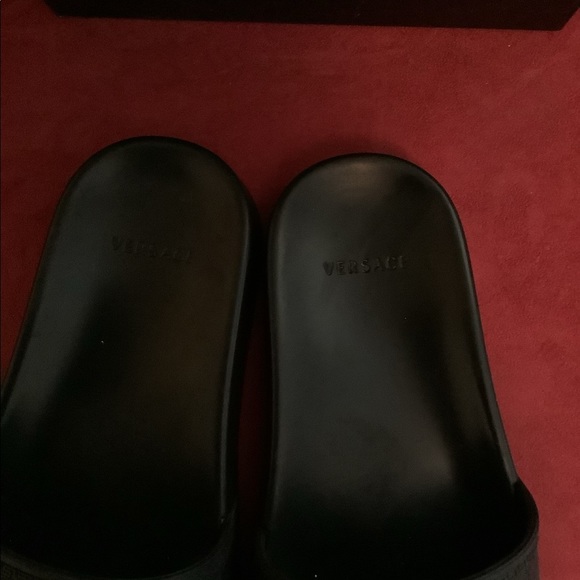 Versace Medusa Slides🛍 - Picture 3 of 10